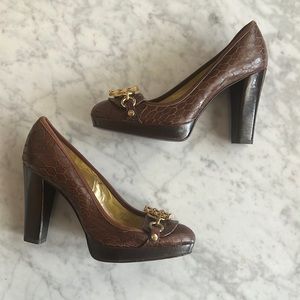 Elaine Turner Brown Snakeskin Heels Size 6 Gold Accents